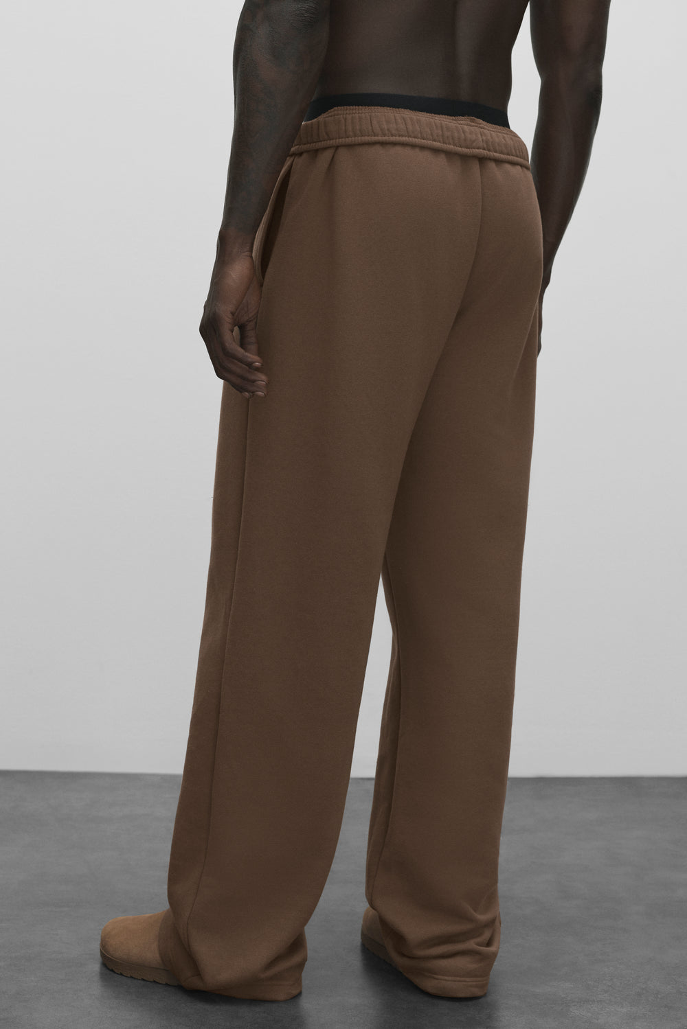 Alo Accolade Straight Leg Sweatpant Java Brown