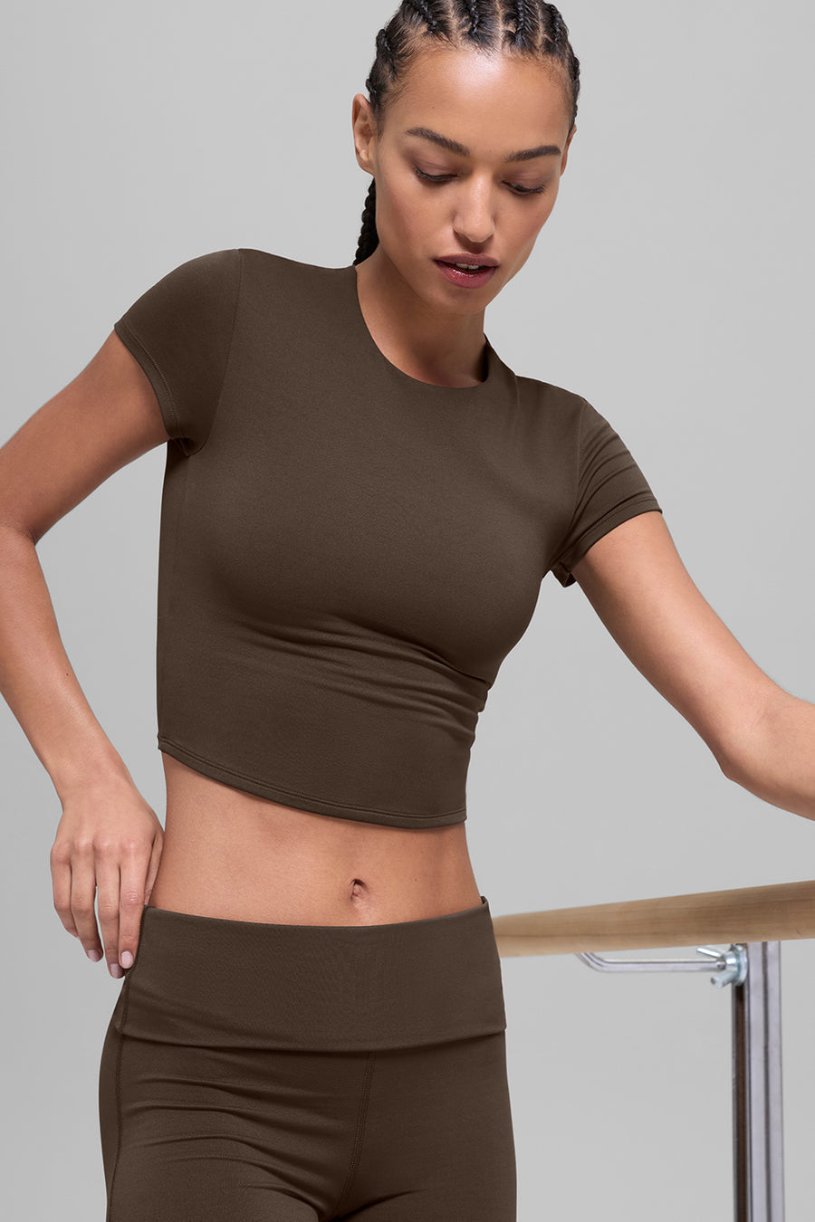 Alo Softsculpt Precision Short Sleeve Top Espresso