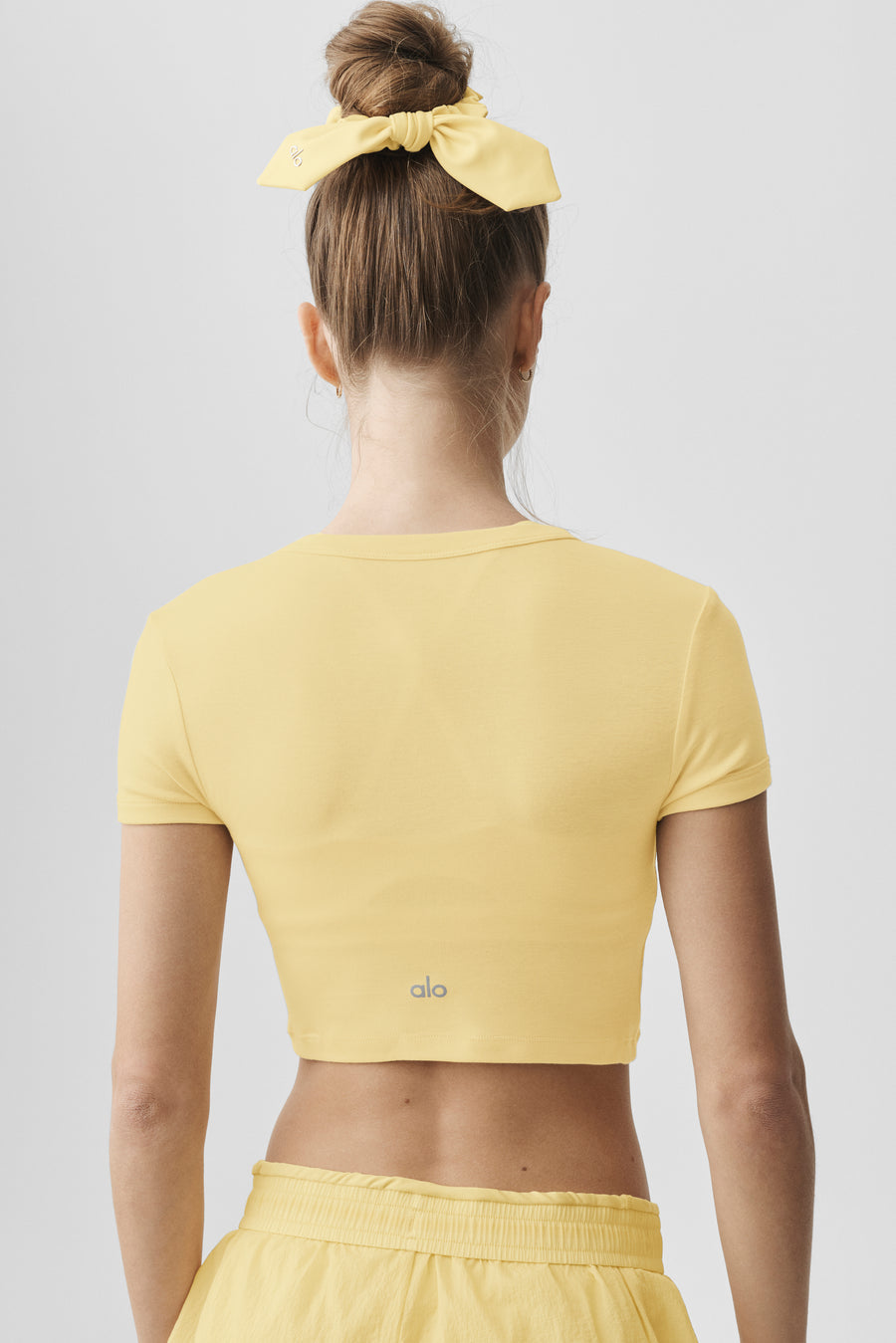 Alo Cropped Timeless Tee Warm Butter
