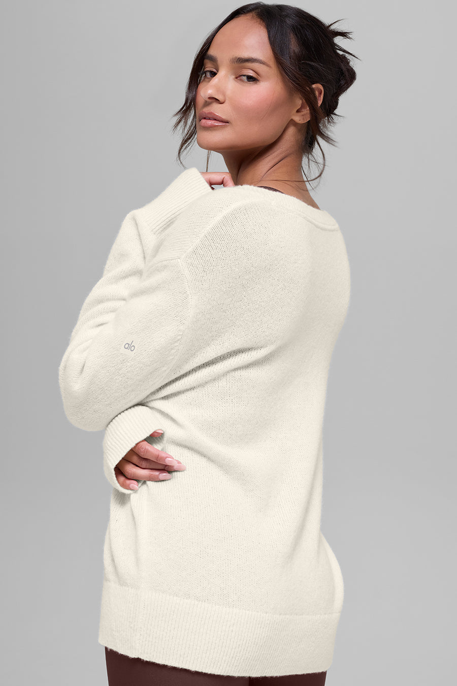 Alo Wool Cashmere New Class Oversized V-Neck Sweater Ivory