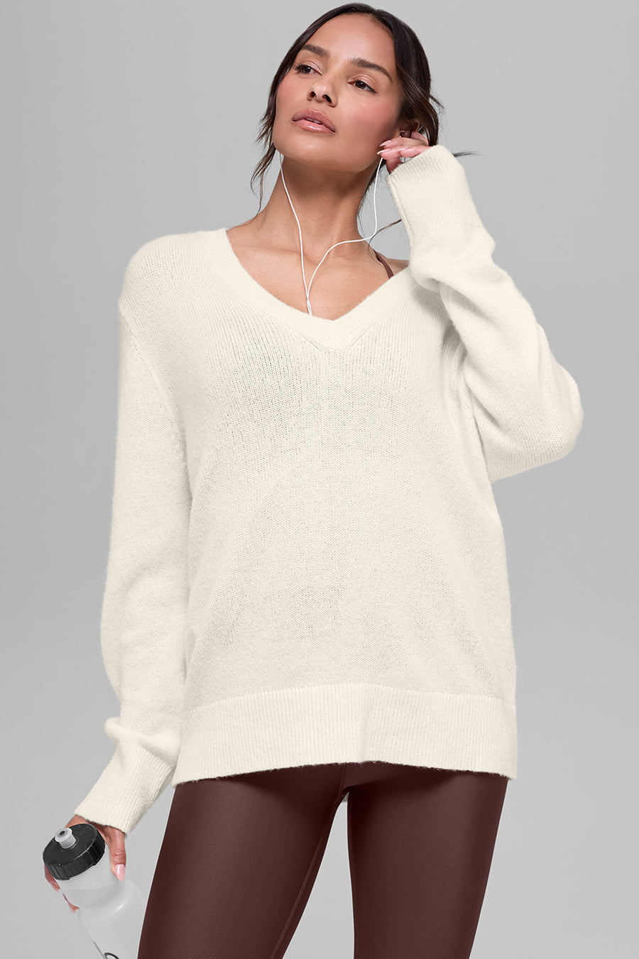 Alo Wool Cashmere New Class Oversized V-Neck Sweater Ivory