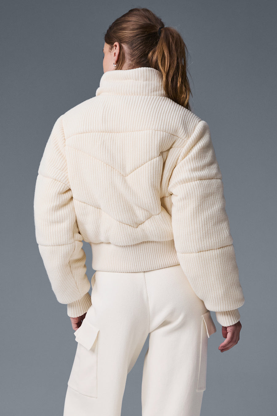 Alo Darling Sweater Puffer Ivory