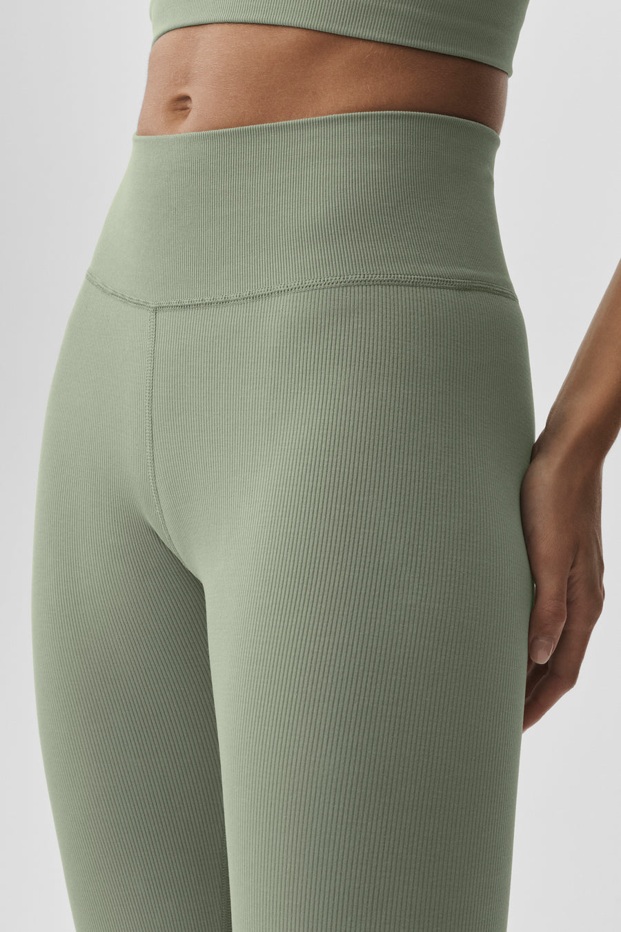 Alo Seamless Modal Ribbed High-Waist 7/8 Legging Dune Grass