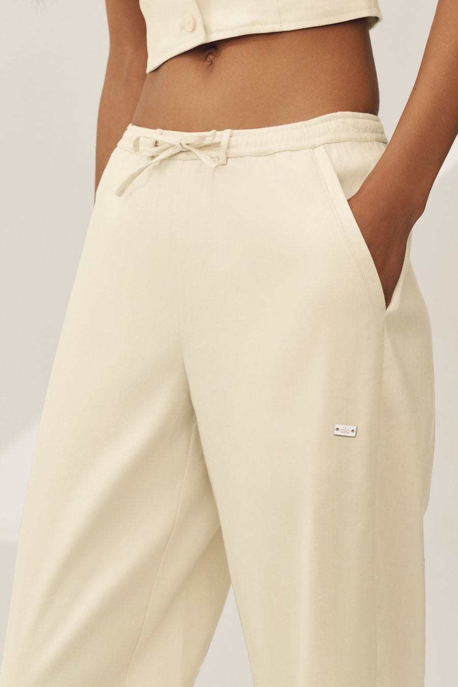 Alo Linen Blend Riviera Wide Leg Pant Sandy Beige