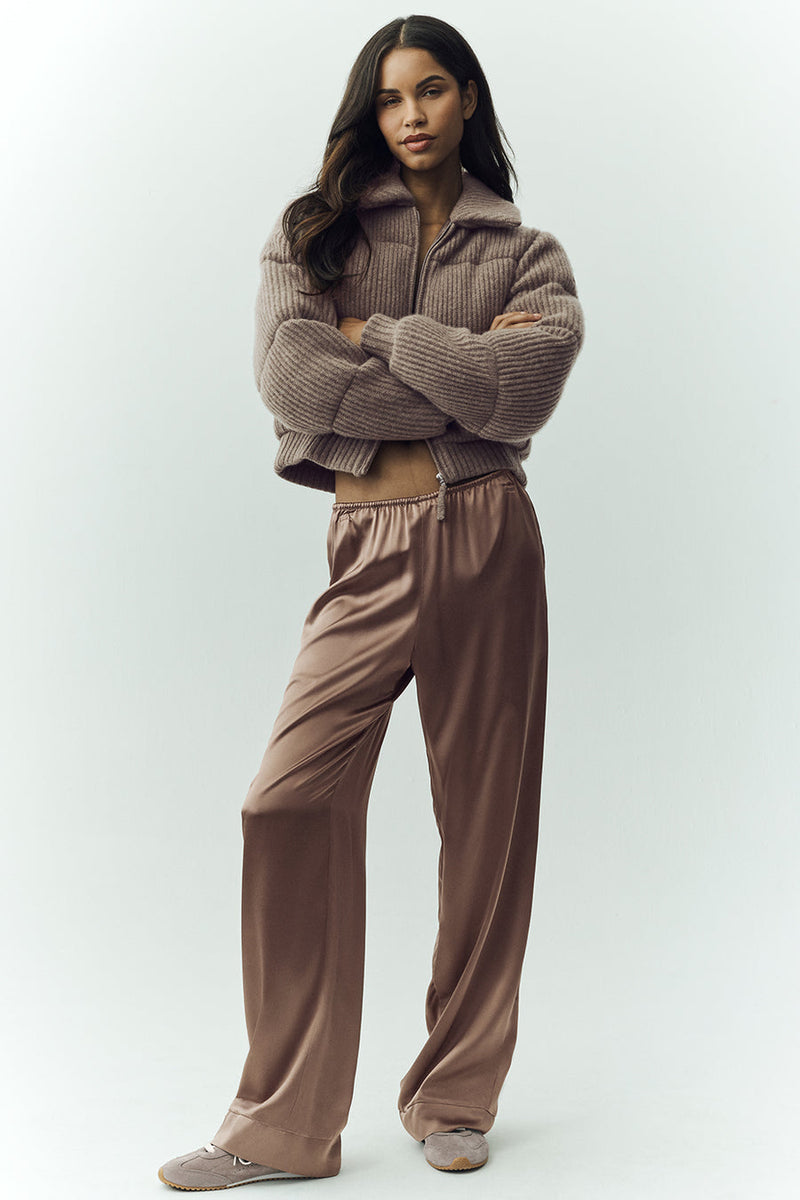 Alo Silk Luminous Pant (Long) Alpine Cocoa