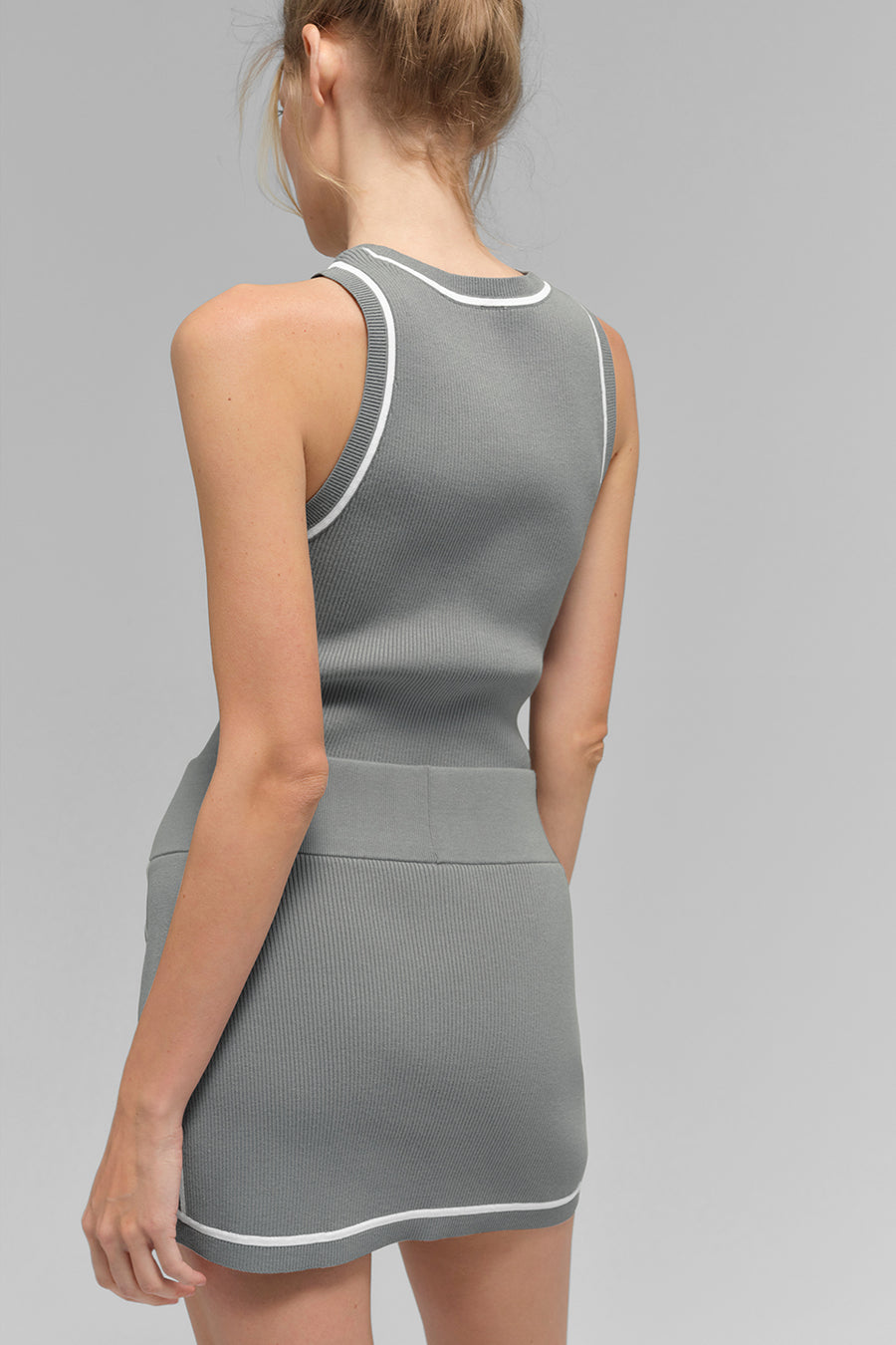 Alo Ribbed Sweater Knit Highline Mini Skirt Lunar Grey/White