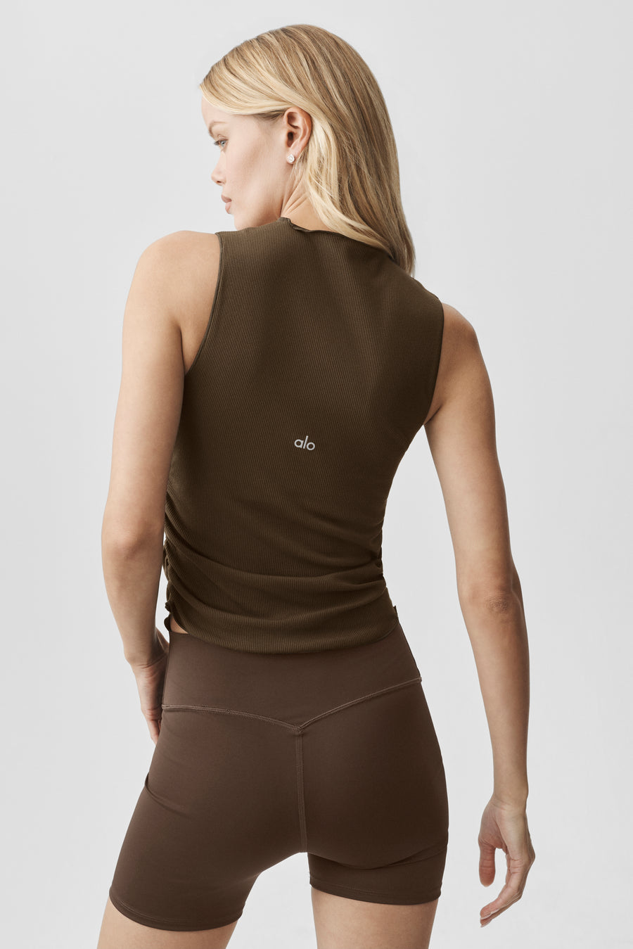 Alo Ribbed En Pointe Tank Espresso