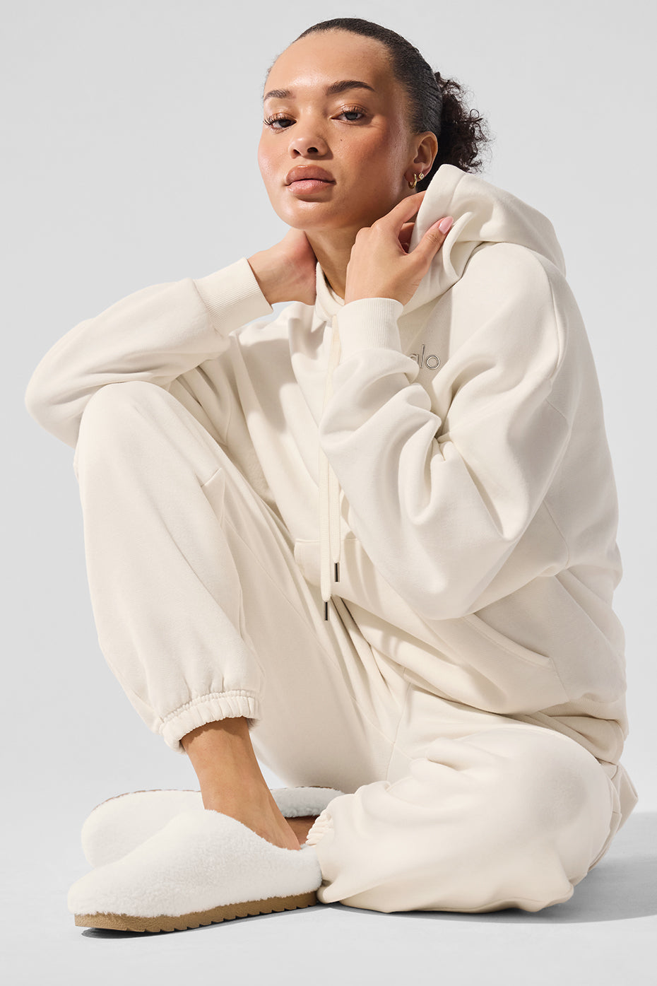 alo accolade hoodie ivory
