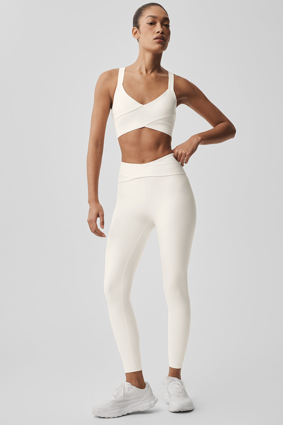 alo airlift bra ivory