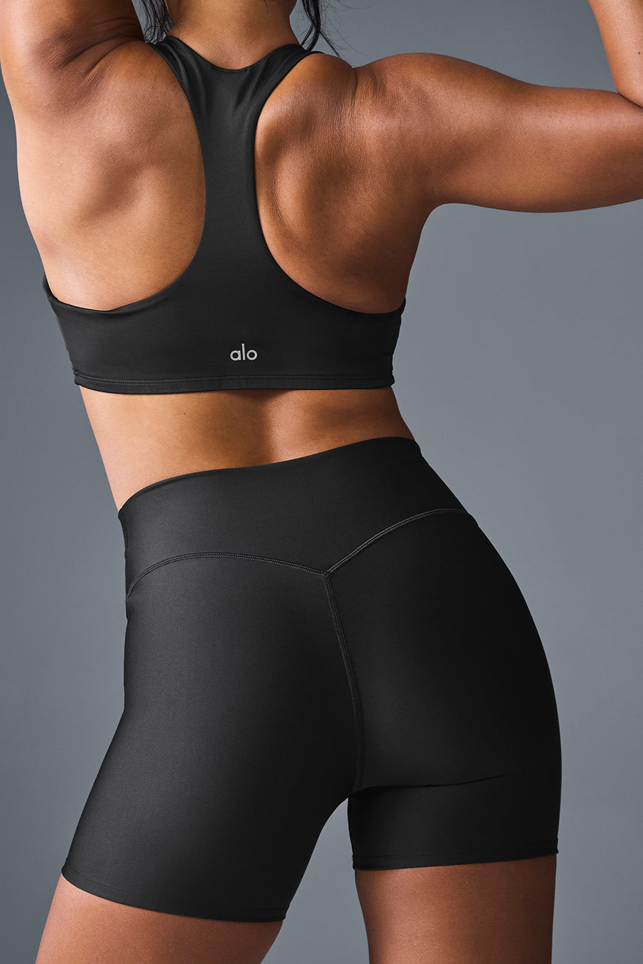 Alo Airlift Energy Short 5" Black