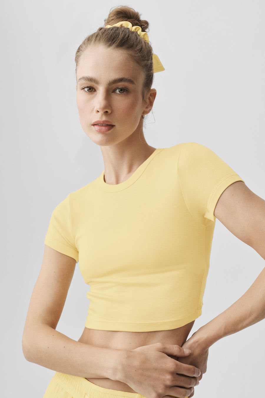 Alo Cropped Timeless Tee Warm Butter