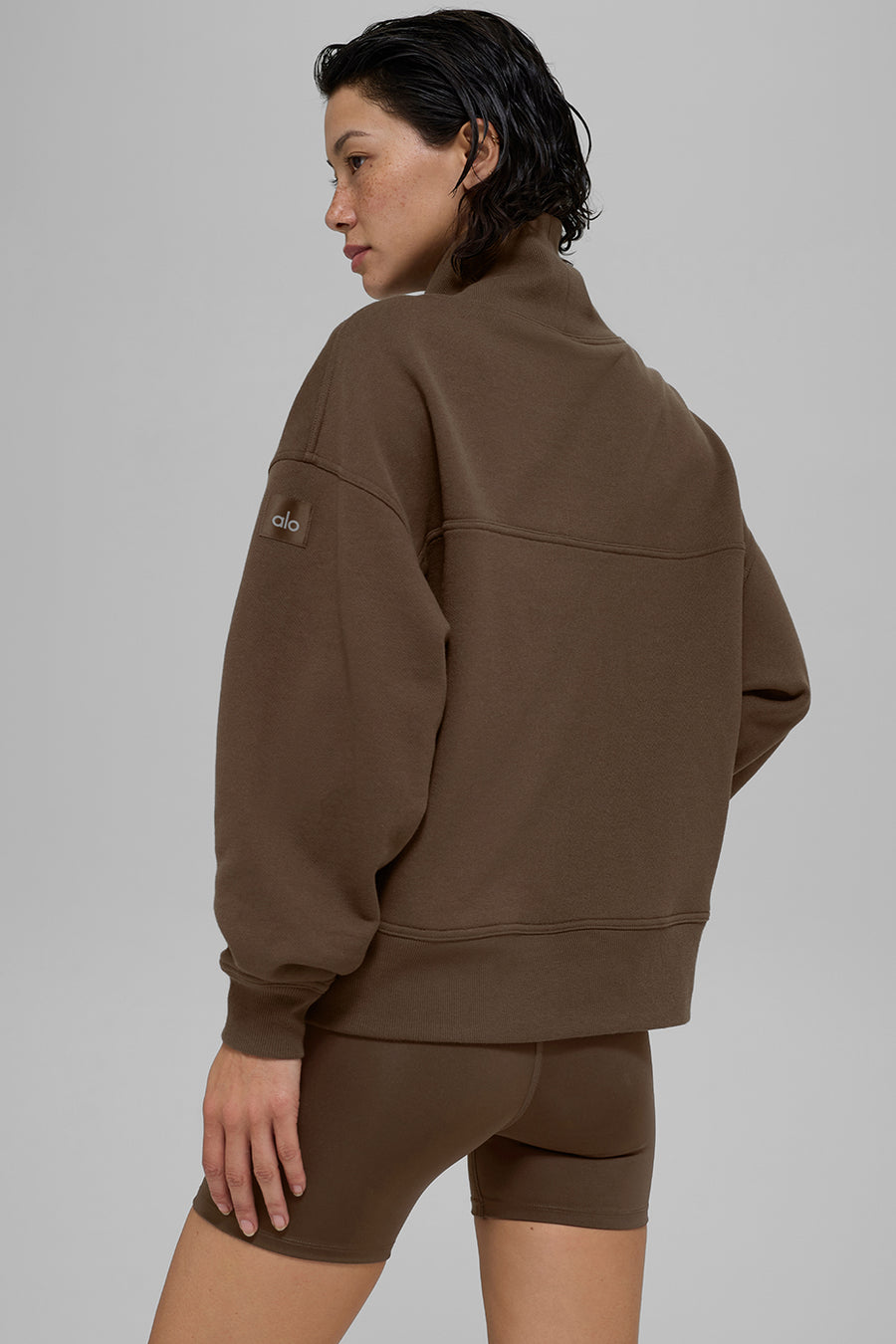 Alo Hazy Mock Neck Pullover Espresso