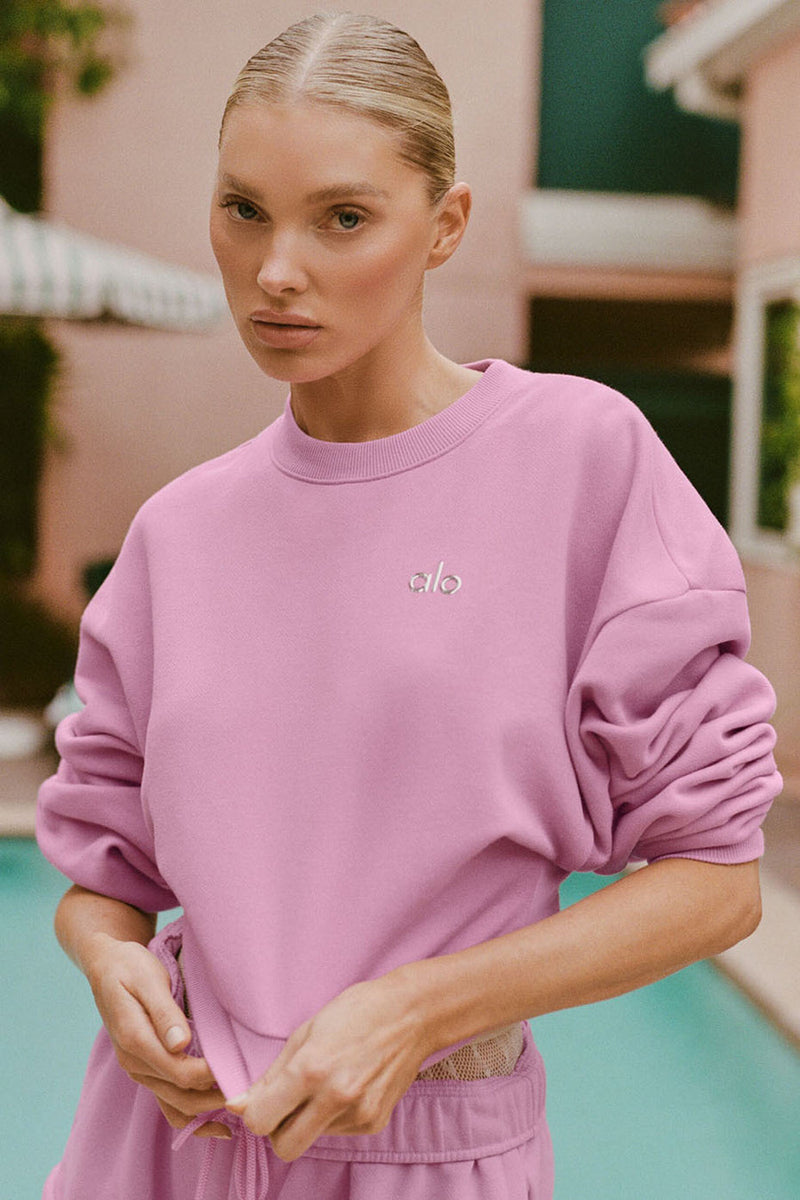 Alo Cropped Accolade Crewneck Candy Heart Pink