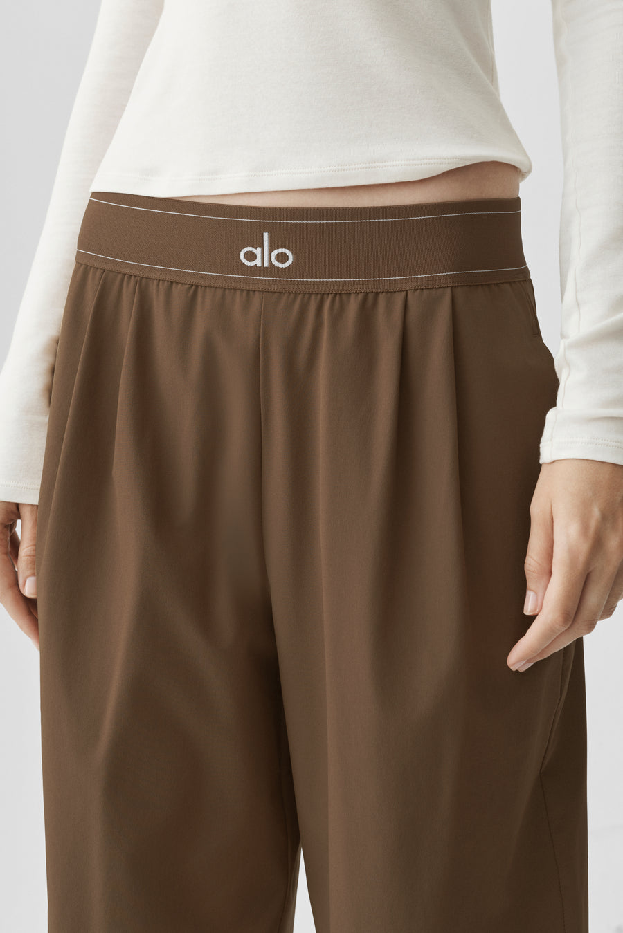 Alo Suit Up Trouser (Regular) Java Brown