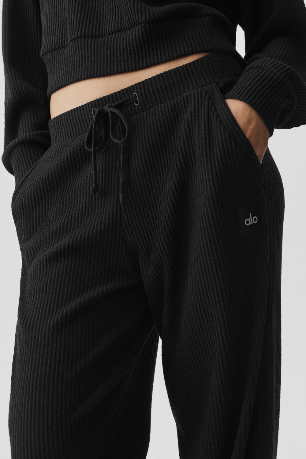 Alo Muse Wide Leg Pant Black