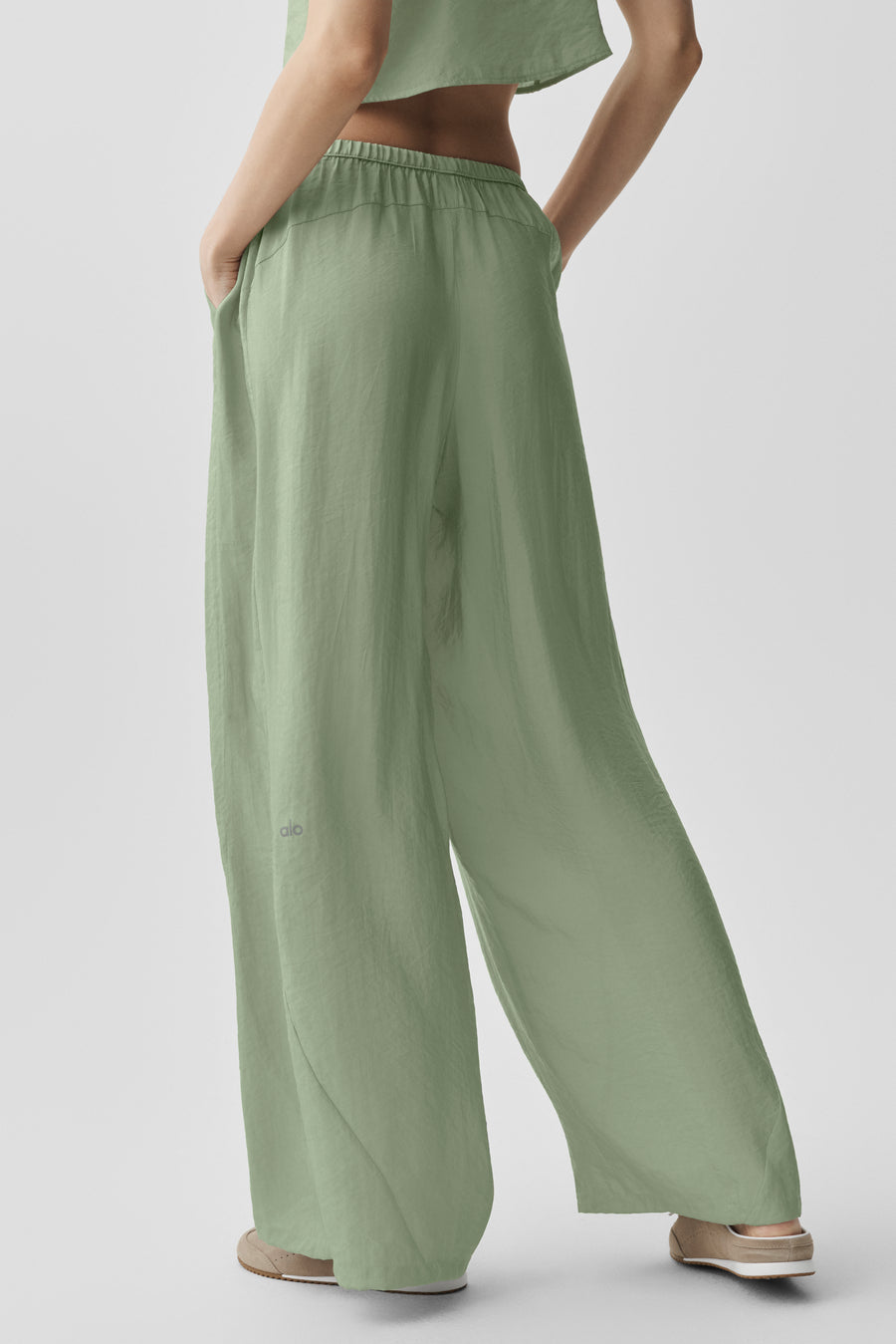 Alo Semi-Sheer Golden Hour High-Waist Straight Leg Pant Dune Grass