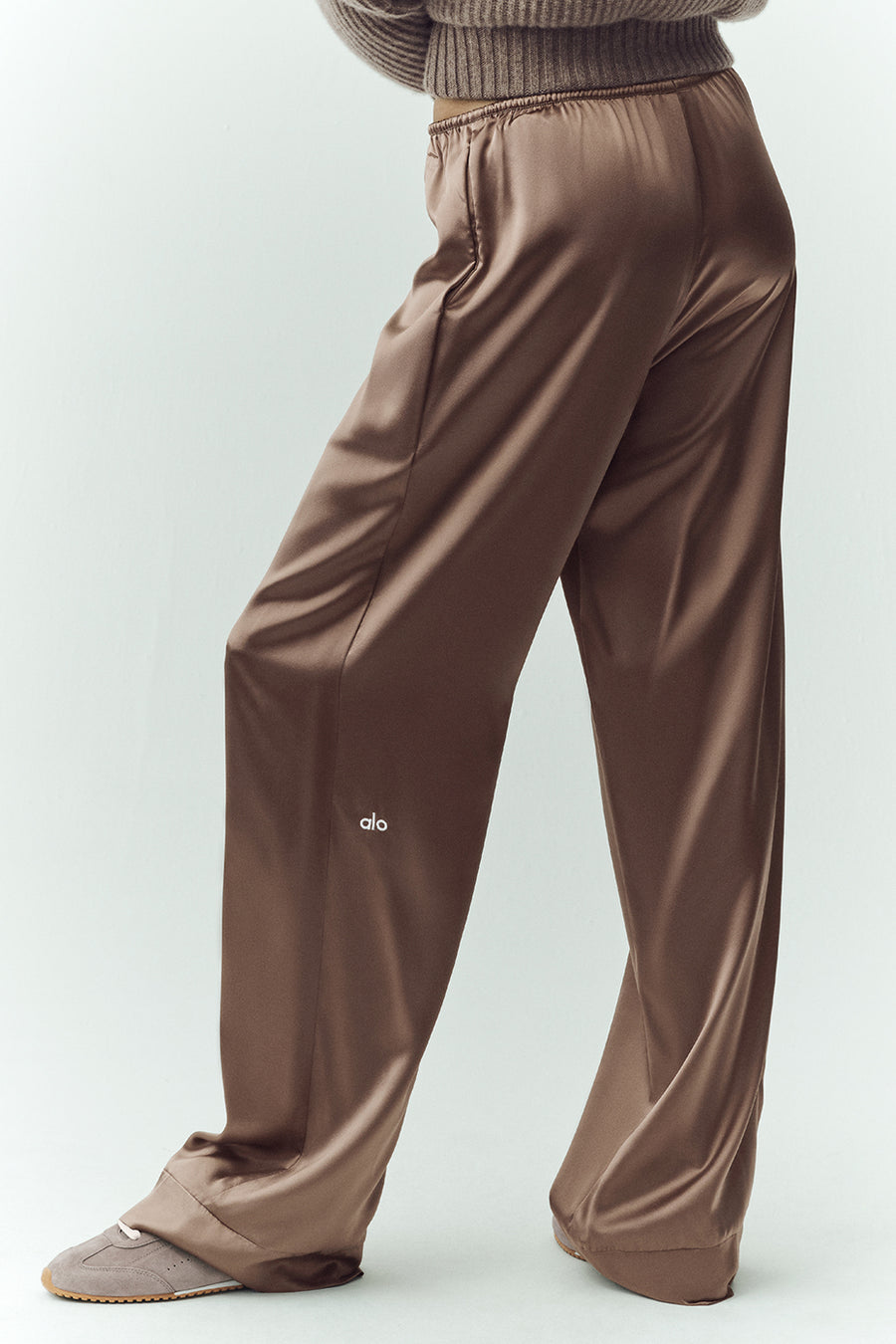 Alo Silk Luminous Pant (Long) Alpine Cocoa