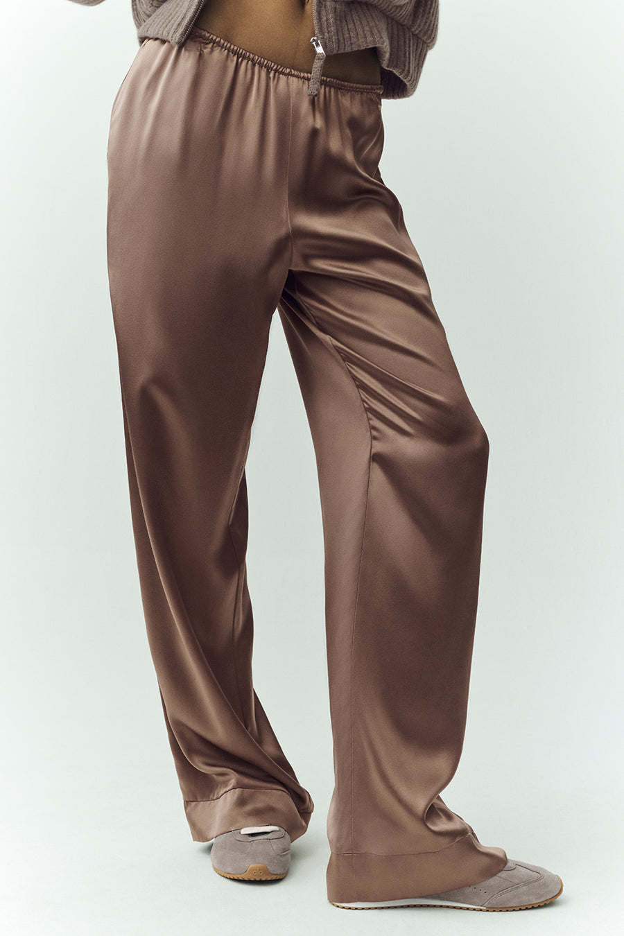 Alo Silk Luminous Pant (Long) Alpine Cocoa