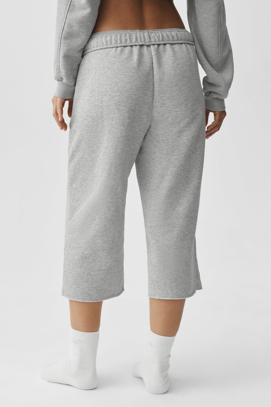 Alo Accolade Cutoff Sweatpant Athletic Heather Grey