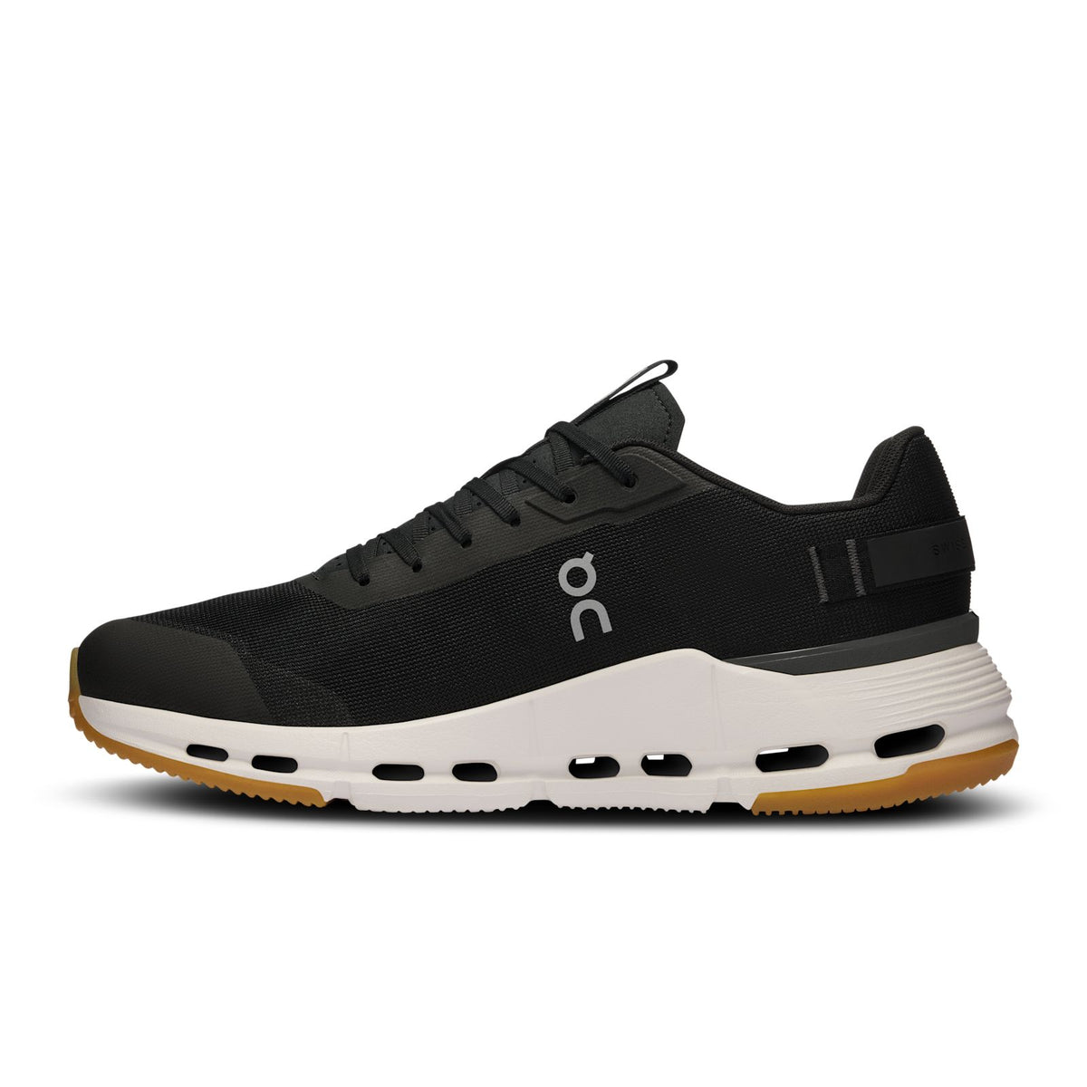 On Cloudnova Form 2 Black / Ivory